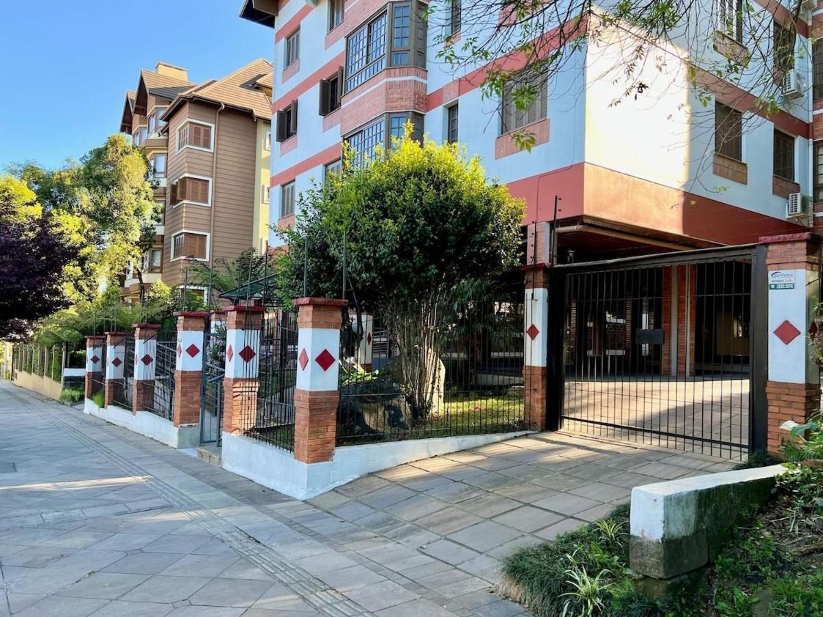 Apartamento San Pietro Centro 3 Dorm By Achei Temporada Gramado Exterior foto